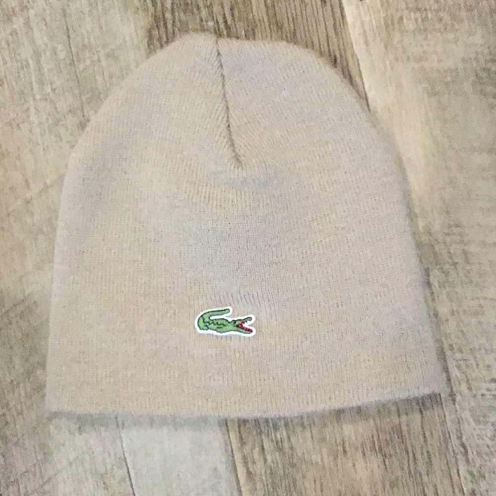 Beige wool hat